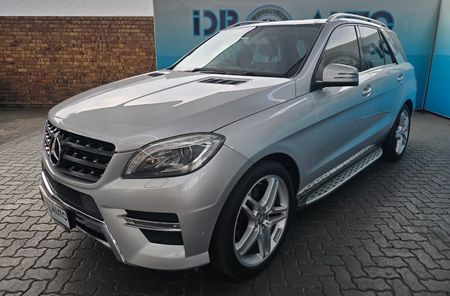 2015-Mercedes-Benz-ML-ML-350-BLUETEC-AMG_3