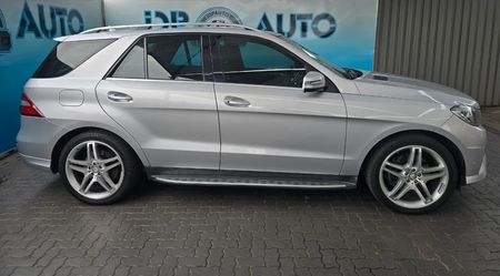 2015-Mercedes-Benz-ML-ML-350-BLUETEC-AMG_4