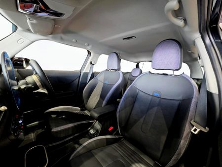 2025-MINI-Hatch-Cooper-Auto_5