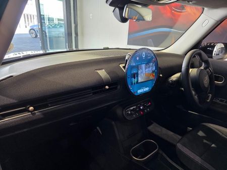 2025-MINI-Hatch-Cooper-Auto_6