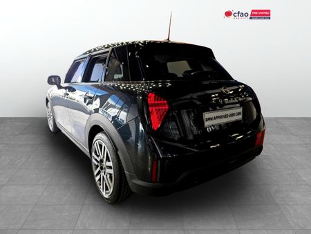 2025-MINI-Hatch-Cooper-Auto_7