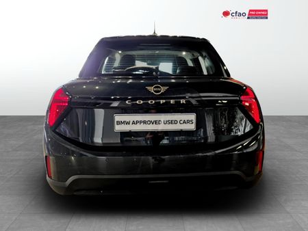2025-MINI-Hatch-Cooper-Auto_8