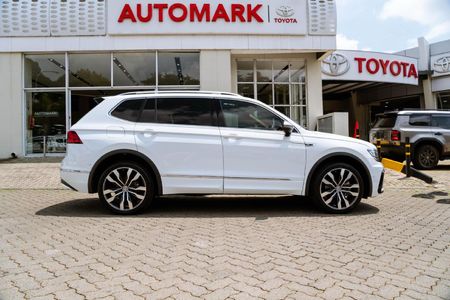 2020-Volkswagen-Tiguan-Allspace-20-TSI-Highline-4Motion-Auto-162kW_19