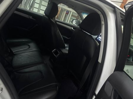 2012-Audi-A4-18-T-Attraction-Auto_11