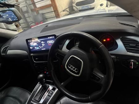 2012-Audi-A4-18-T-Attraction-Auto_6
