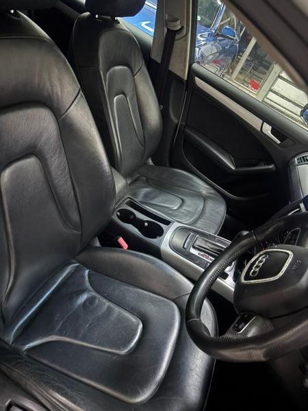2012-Audi-A4-18-T-Attraction-Auto_8