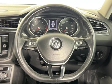 2020-Volkswagen-Tiguan-Allspace-14-TSI-Comfortline-Auto-110kW_11