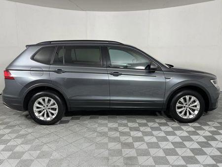 2020-Volkswagen-Tiguan-Allspace-14-TSI-Comfortline-Auto-110kW_16