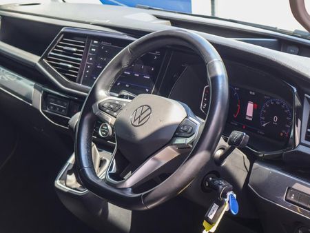 2021-Volkswagen-Caravelle-T61-20-BiTDI-Highline-Auto-4Motion-146kW_10