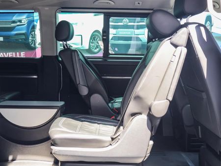 2021-Volkswagen-Caravelle-T61-20-BiTDI-Highline-Auto-4Motion-146kW_7