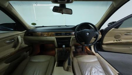 2005-BMW-3-Series-325i-Auto_13