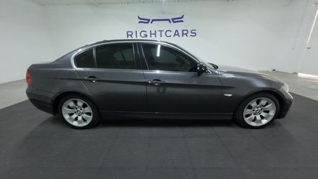 2005-BMW-3-Series-325i-Auto_2