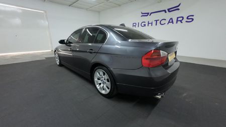 2005-BMW-3-Series-325i-Auto_5