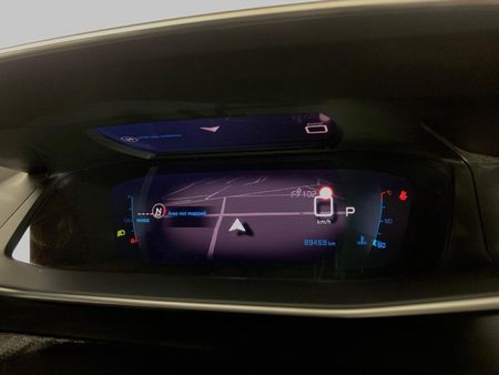 2022-Peugeot-2008-GT-12T-Auto_10