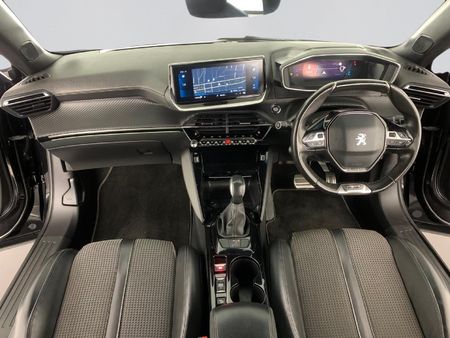2022-Peugeot-2008-GT-12T-Auto_11