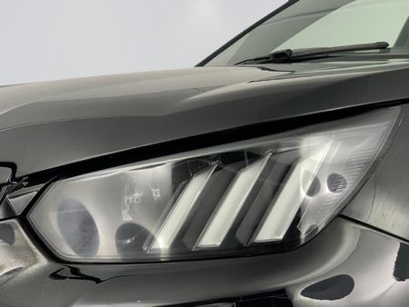 2022-Peugeot-2008-GT-12T-Auto_3