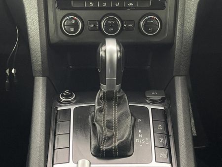 2017-Volkswagen-Amarok-30-TDI-Highline-EX-4Motion-Auto-Double-Cab_10