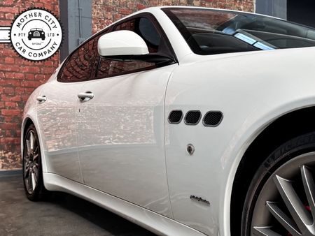 2012-Maserati-Quattroporte-S-Sport_14