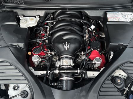 2012-Maserati-Quattroporte-S-Sport_16