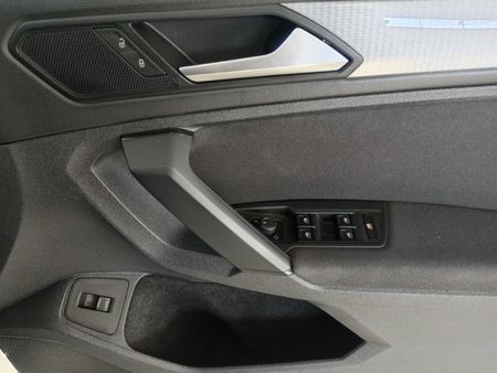 2023-Volkswagen-Tiguan-14-TSI-Life-DSG-Auto-110kW_12