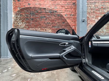 2015-Porsche-Boxster-GTS-Auto_19