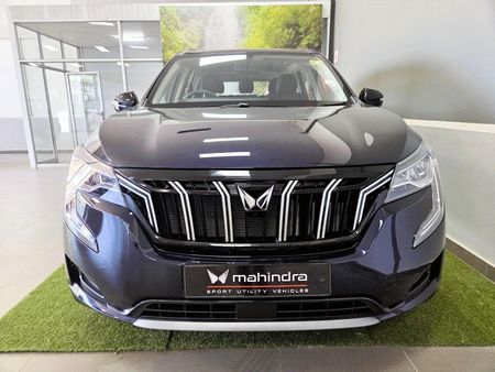 2025-Mahindra-XUV-700-20-AX5-Auto_8