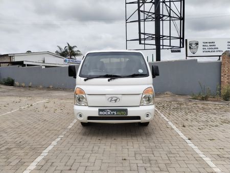 2008-Hyundai-H100-Bakkie-26i-D_4
