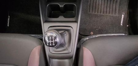 2026-Suzuki-Fronx-15-GL_12