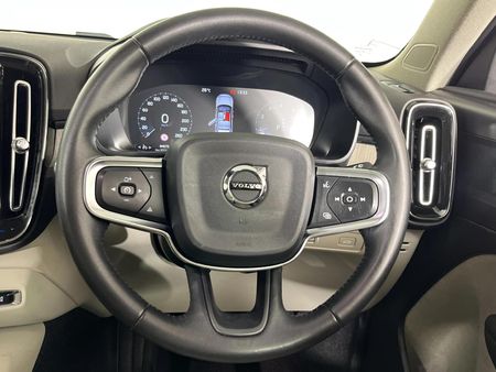 2020-Volvo-XC40-T3-Inscription-Auto_9