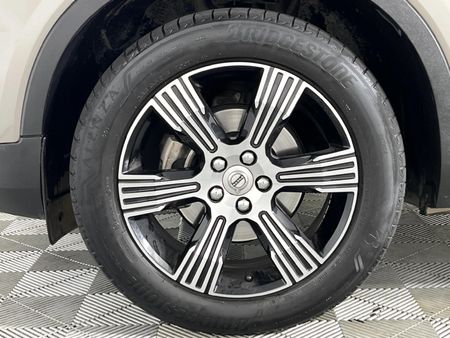 2020-Volvo-XC40-T3-Inscription-Auto_4