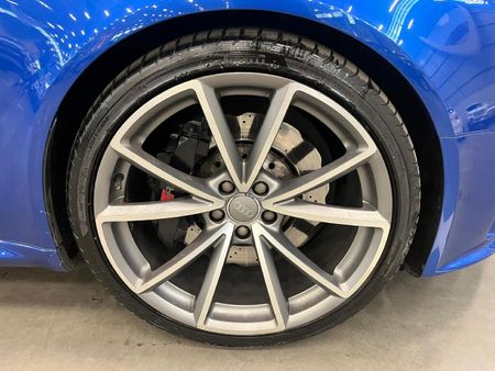 2013-Audi-RS4-Avant-quattro-Auto_8