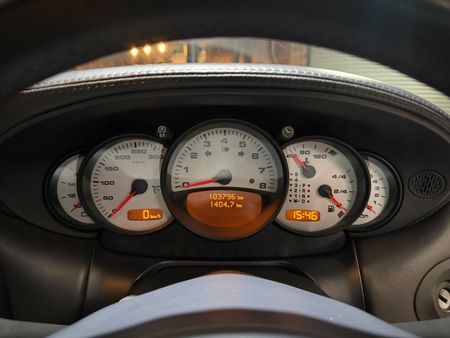 2003-Porsche-911-Carrera-4S-Auto_12