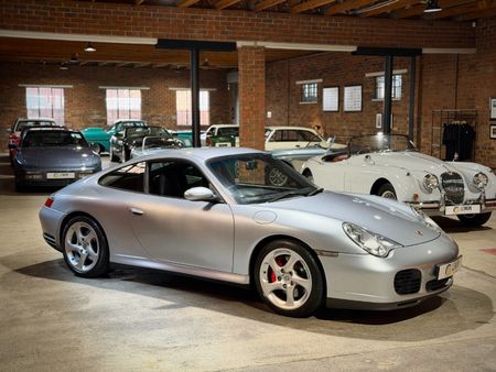 2003-Porsche-911-Carrera-4S-Auto_3