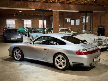 2003-Porsche-911-Carrera-4S-Auto_5