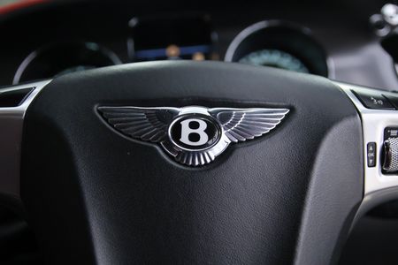 2012-Bentley-Continental-Supersports_14