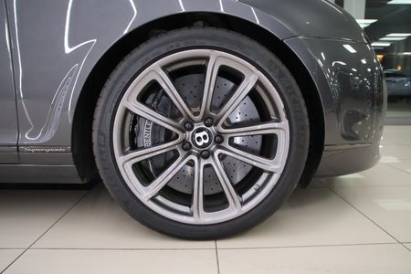 2012-Bentley-Continental-Supersports_6