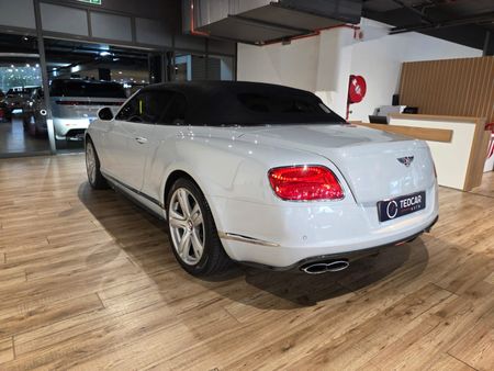 2013-Bentley-Continental-GT-V8-S-Convertible_6