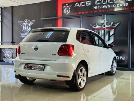 2015-Volkswagen-Polo-GP-12-TSI-Comfortline-66kW_5