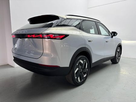 2026-Omoda-C7-16T-Elegance_6