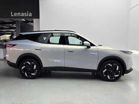 2026-Omoda-C7-16T-Elegance_7