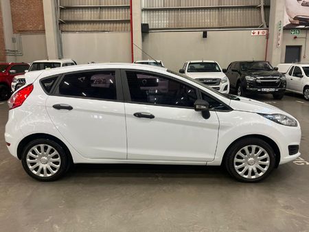 2016-Ford-Fiesta-14-Ambiente-5-dr_1
