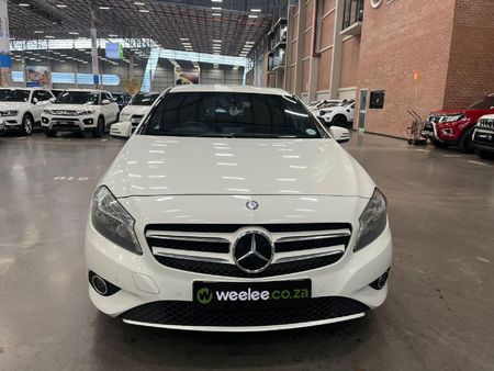 2015-Mercedes-Benz-A-Class-A-220-CDI-BE-Auto_7