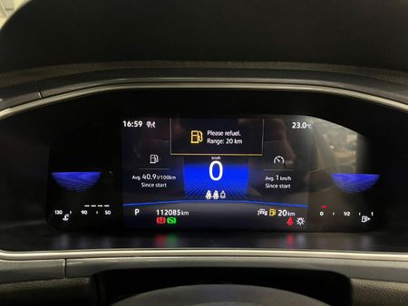 2022-Volkswagen-T-Roc-14-TSI-Design-Auto_10
