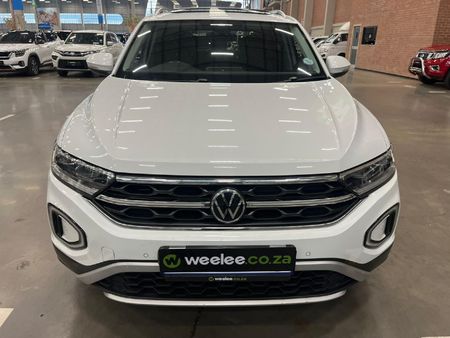 2022-Volkswagen-T-Roc-14-TSI-Design-Auto_7