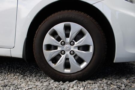2018-Hyundai-Accent-16-GL-Motion_9