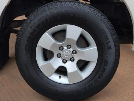 2015-Nissan-Navara-25-dCi-XE-KingCab-Single-Cab_7