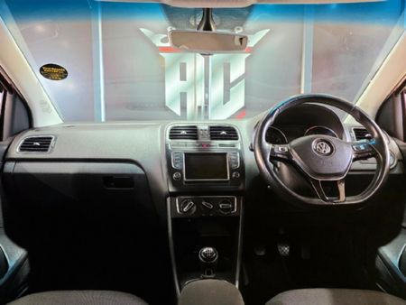2015-Volkswagen-Polo-GP-12-TSI-Comfortline-66kW_12