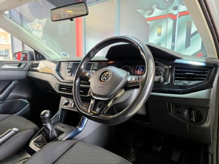 2021-Volkswagen-Polo-10-TSI-Trendline_12
