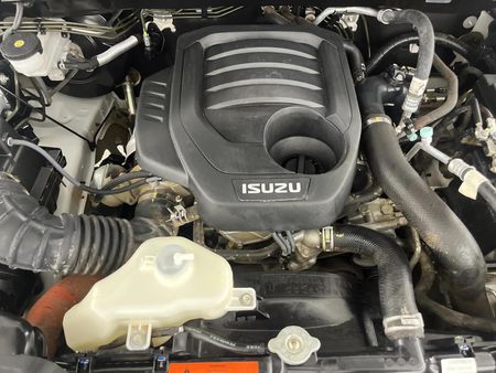 2022-Isuzu-D-Max-19-DDI-HR-L-4x4-Single-Cab_9