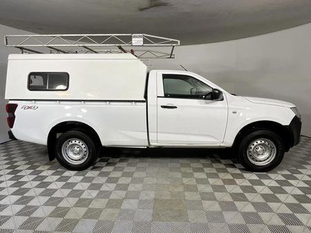 2022-Isuzu-D-Max-19-DDI-HR-L-4x4-Single-Cab_12